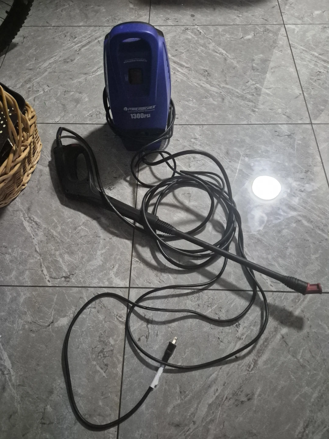 Powerwasher 1300 PSI Pressure Washer