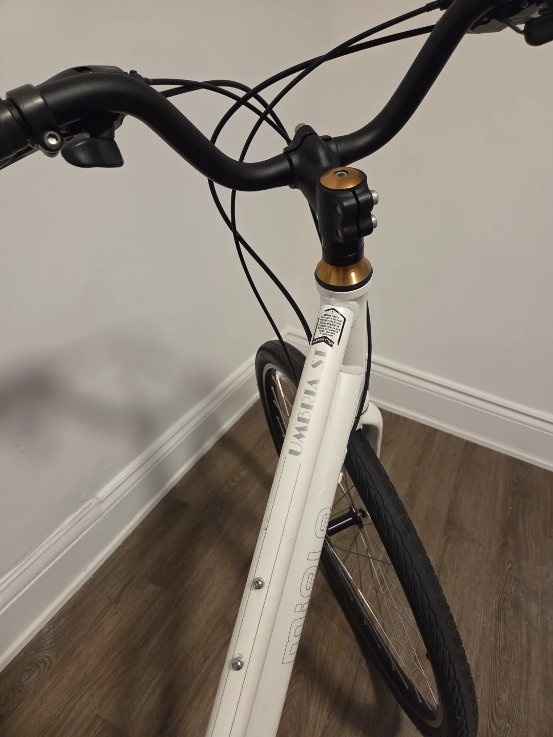 White Miele Umbria ST 3-Speed Bike – Medium Frame - photo 3