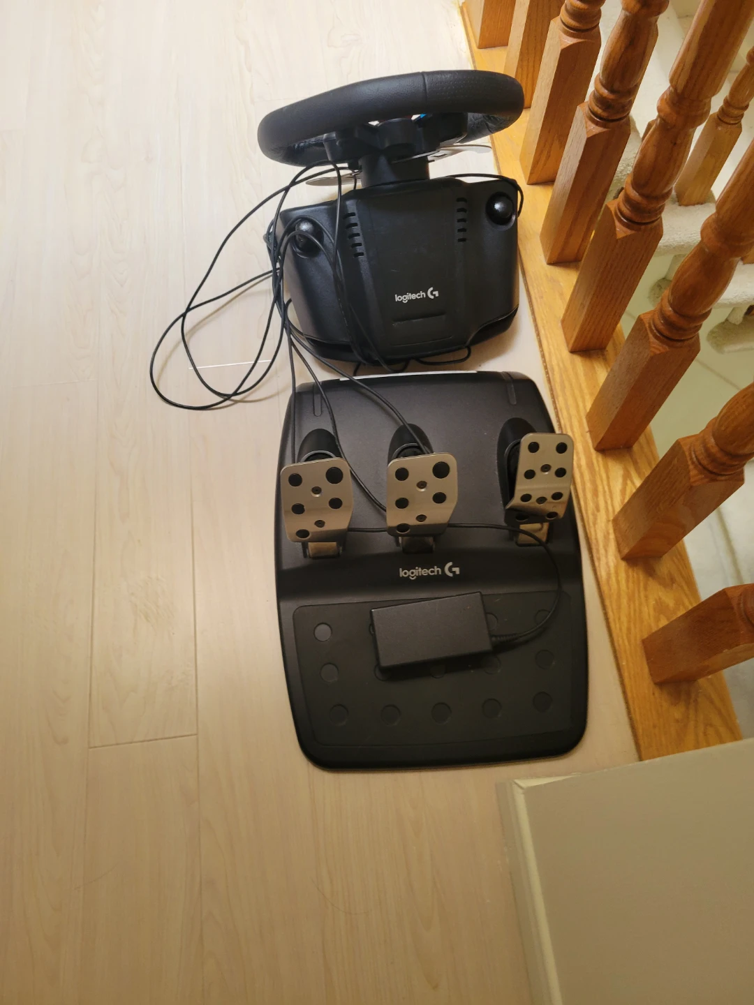 Logitech G Driving Force Steering Wheel and Pedals - photo 3