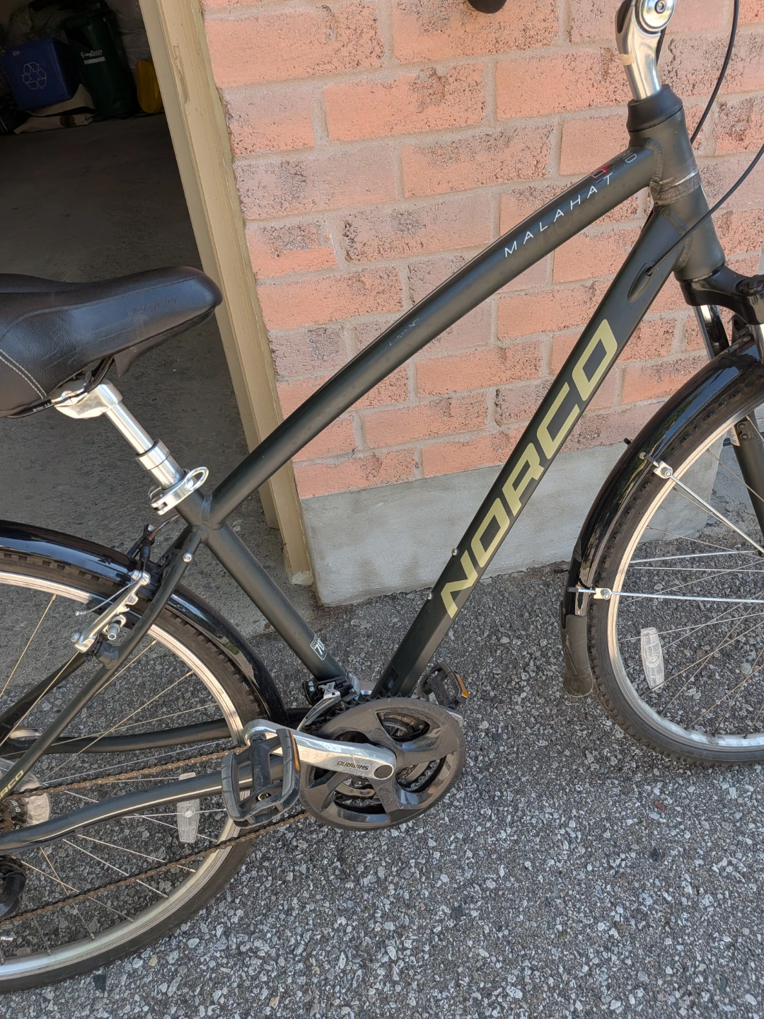 Norco Malahat Hybrid Bike ( men's bike) - photo 2