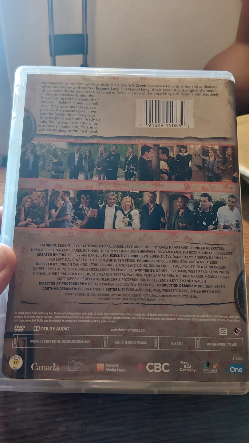 Schitt's Creek: The Complete Collection DVD Set - photo 2