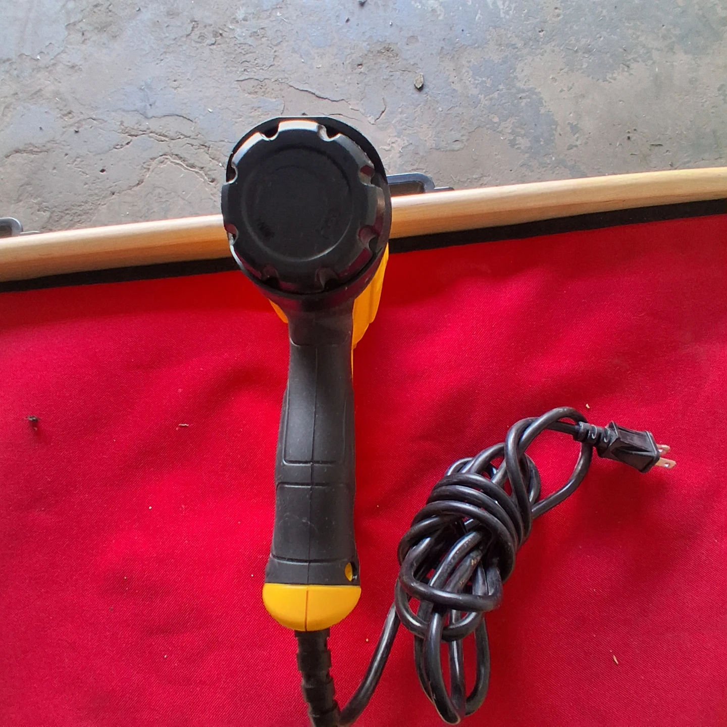 DeWalt Multi-Tacker Staple Gun - photo 5