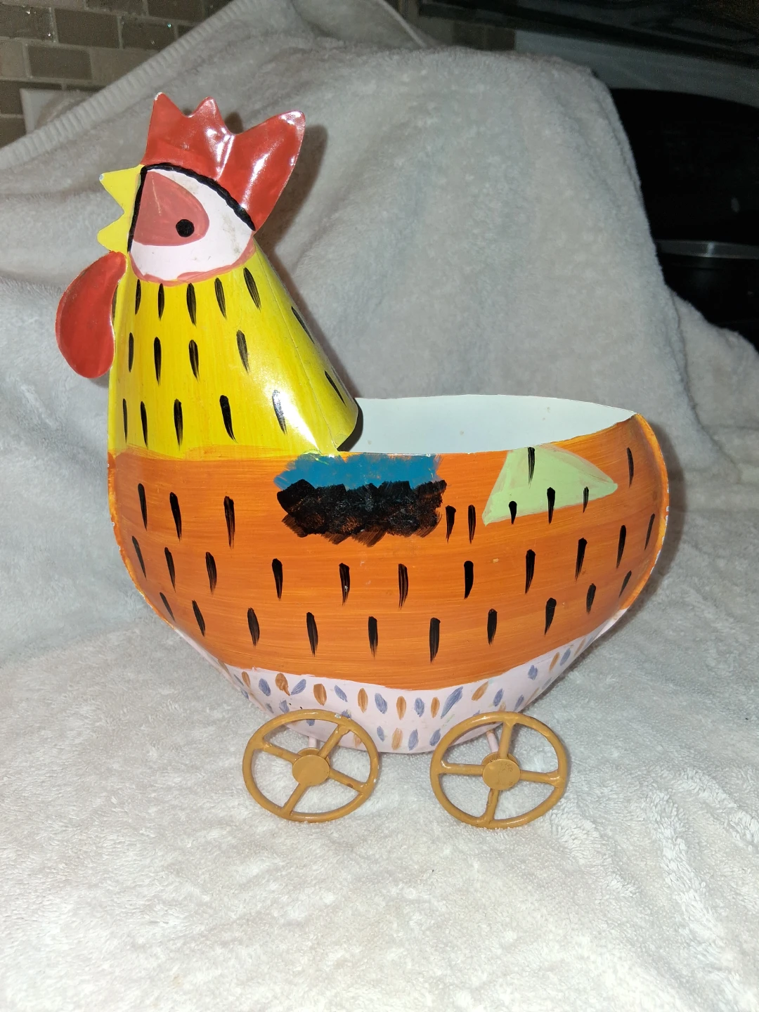Pistouler by Pfaltzgraff Chicken Planter
