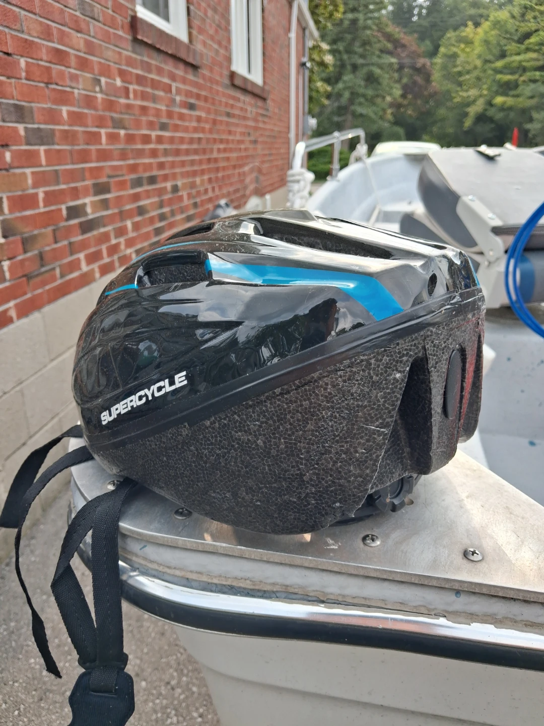 FREE!!!! Supercycle Bike Helmet - photo 2