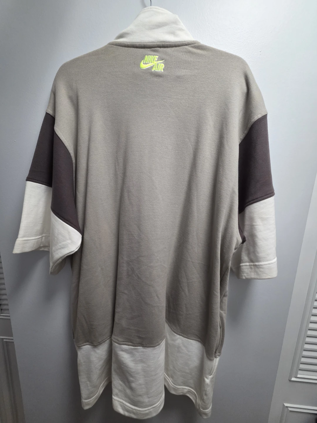 Nike LeBron James Warm-Up Jersey - photo 2