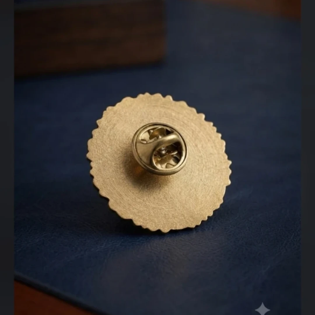 Harvard Veritas Shield Pin - photo 2