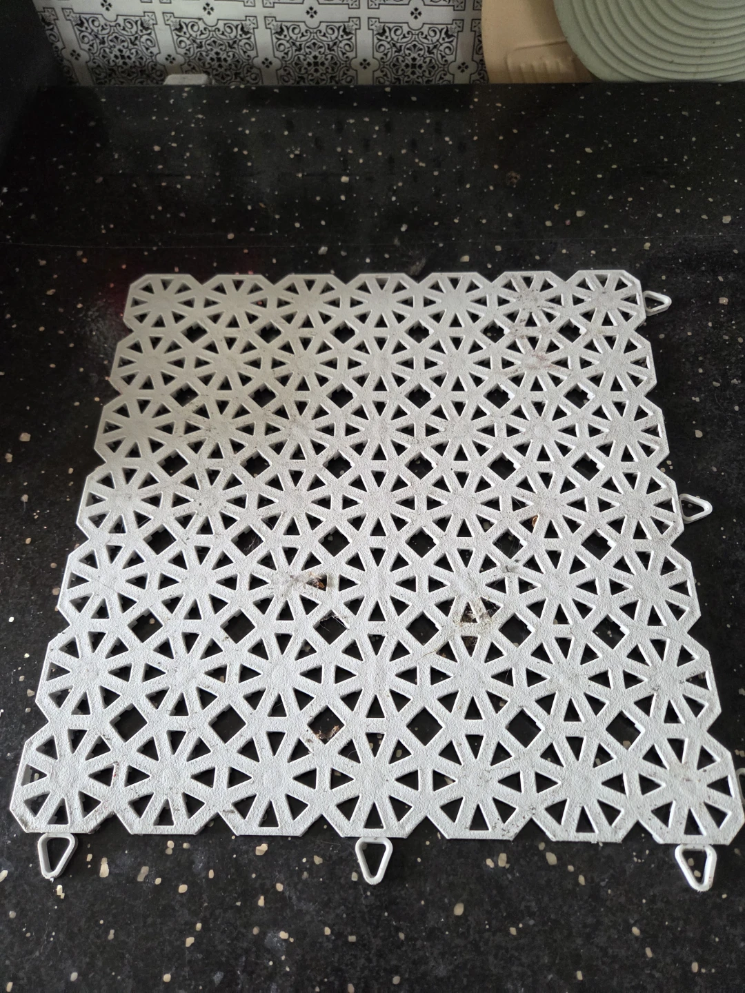 Interlocking Floor Tiles x 32