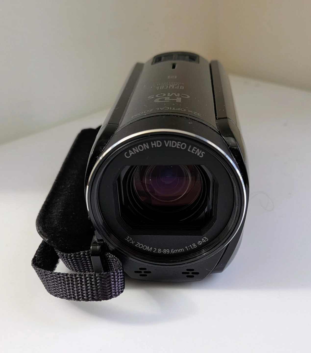 Canon VIXIA HF R70 HD Camcorder - photo 2