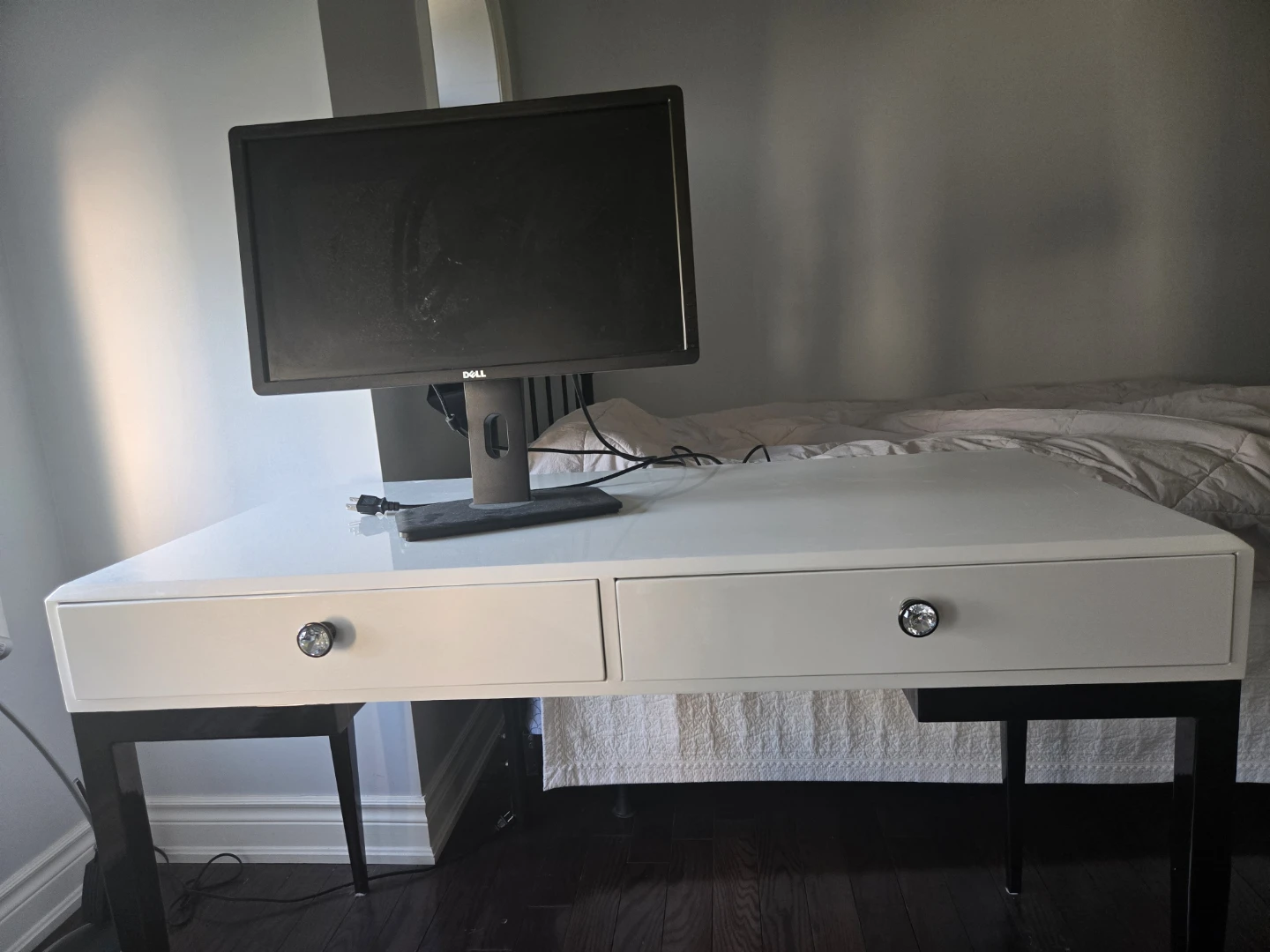 White and Black Console Table with Crystal Knobs - photo 2