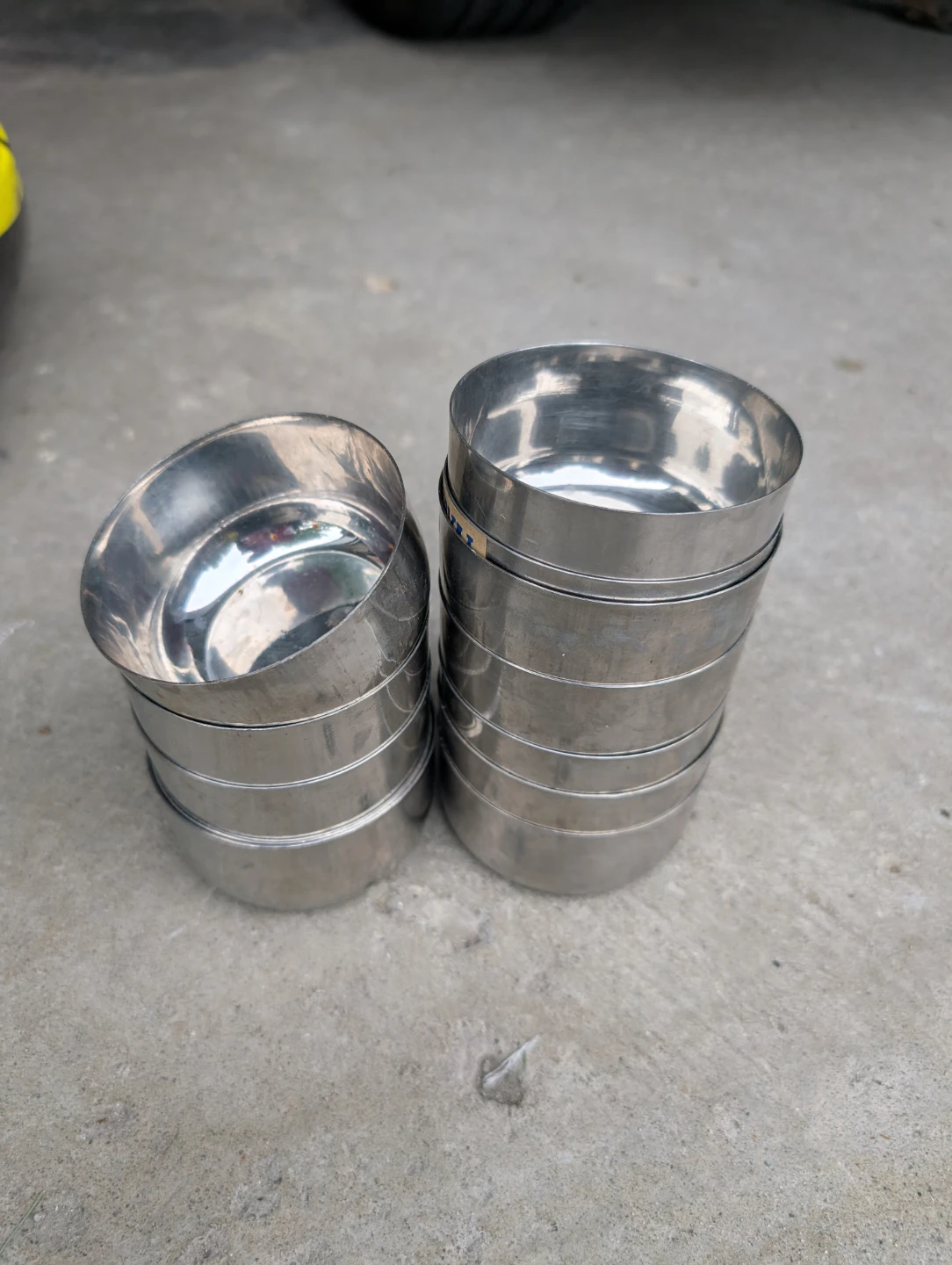 Stainless Steel Bowls and Plates Set $50 pieces - photo 5