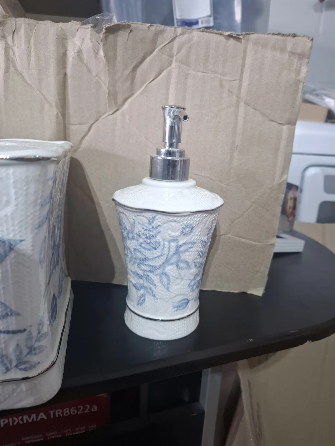 Earl & Wilson Soap Dispenser - Blue Floral - photo 4