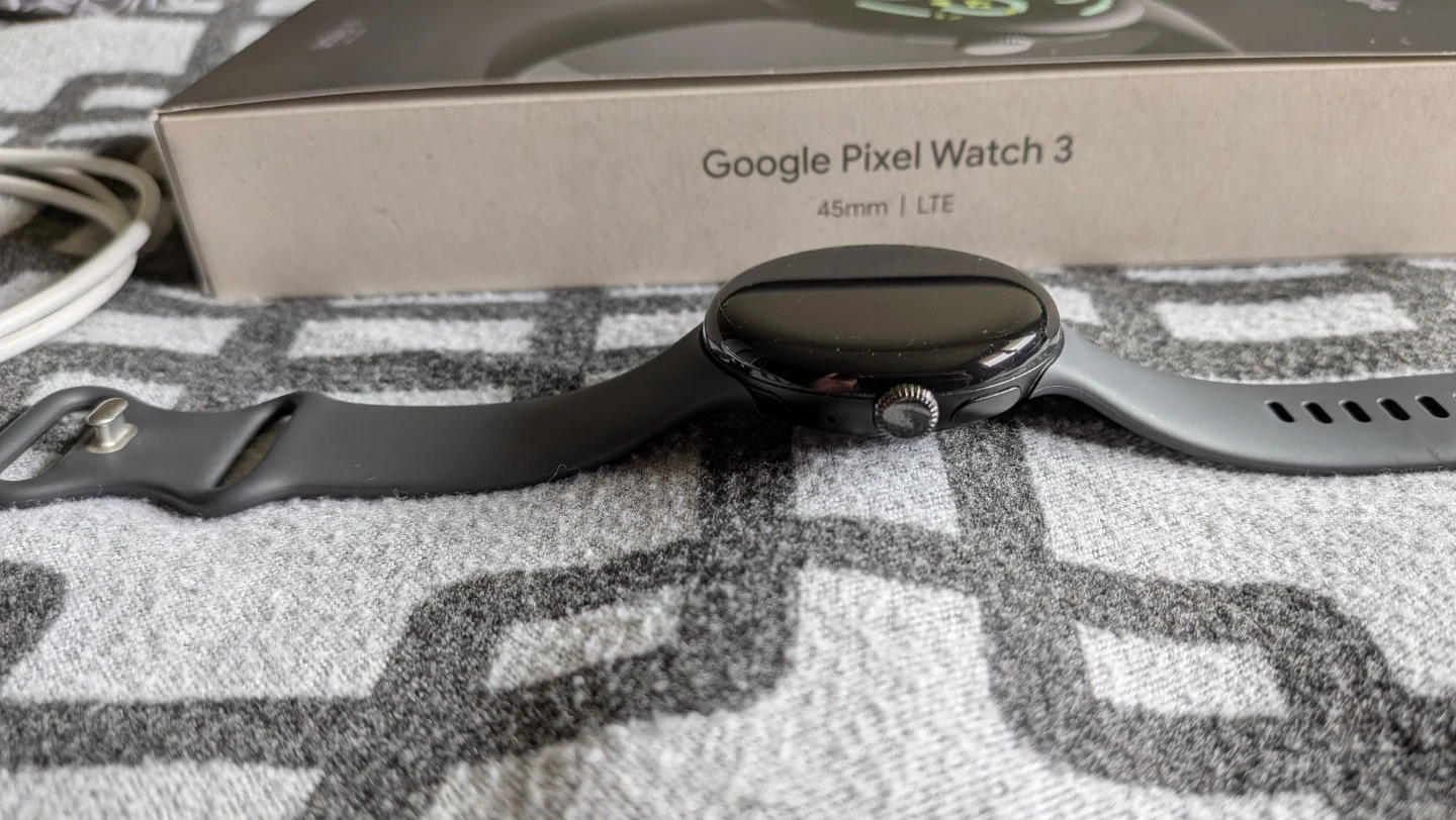 Google Pixel Watch 3 LTE Smartwatch - photo 3