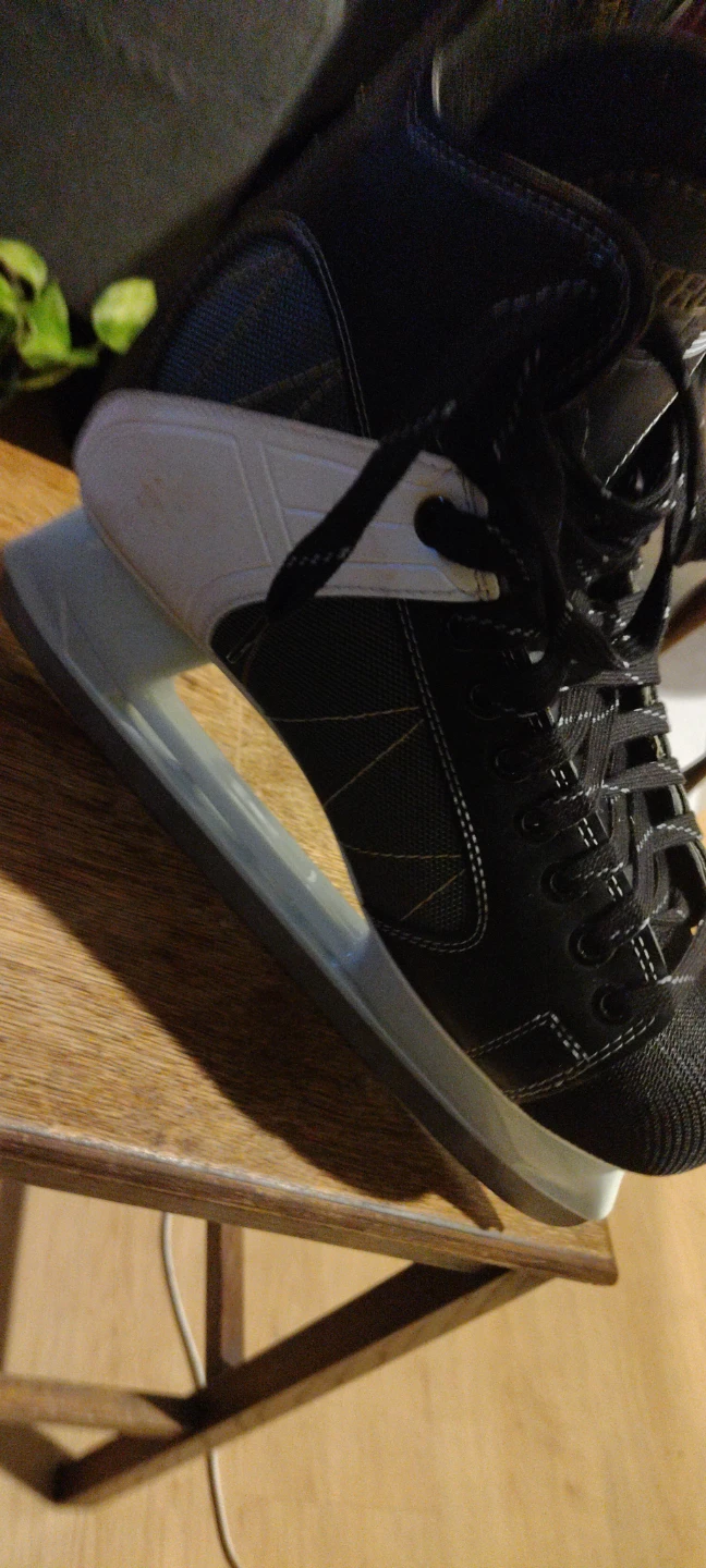 CCM Tacks Hockey Skates Size 12 - photo 5