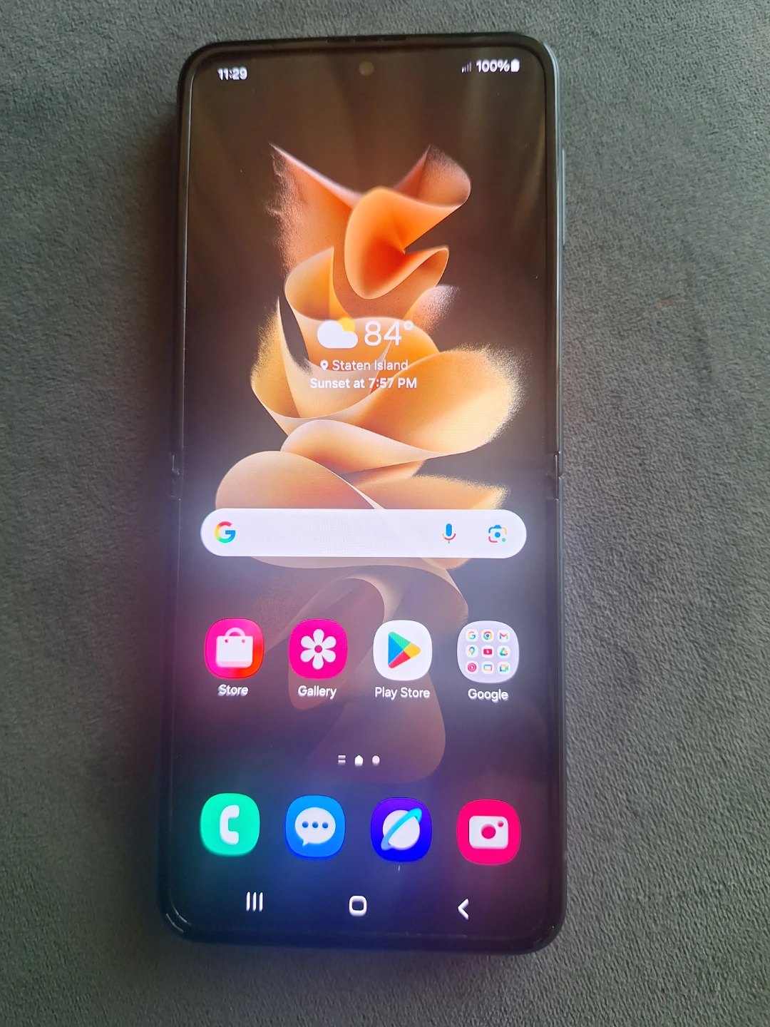 Samsung Galaxy Z Flip 3 5G Smartphone - photo 4