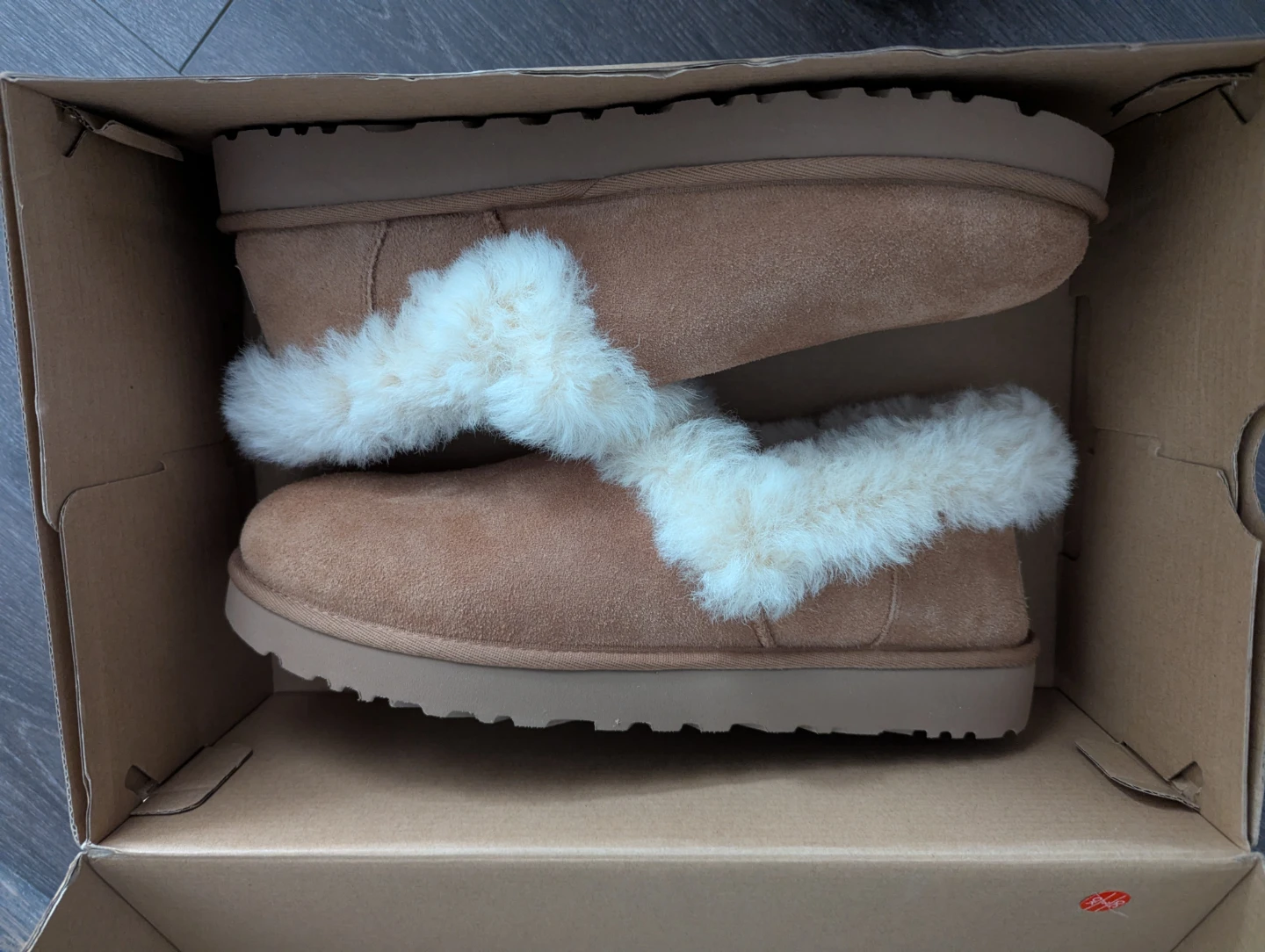 UGG W Nita Slippers - Size 11