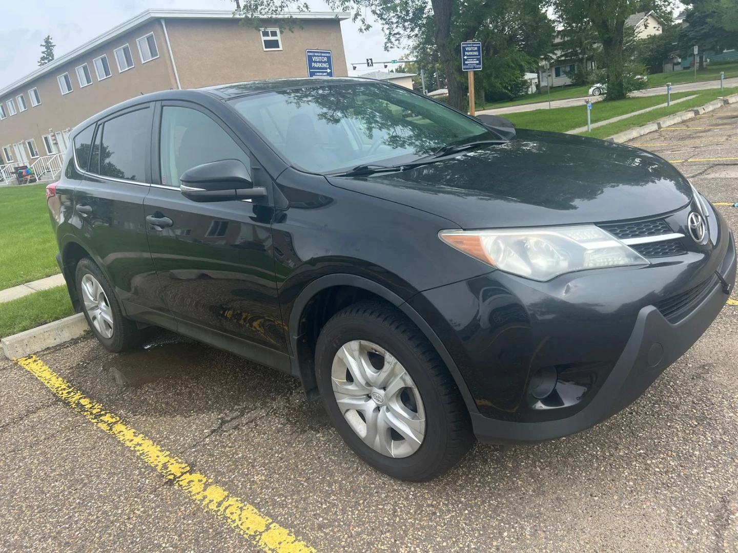 Black Toyota RAV4 LE - photo 5