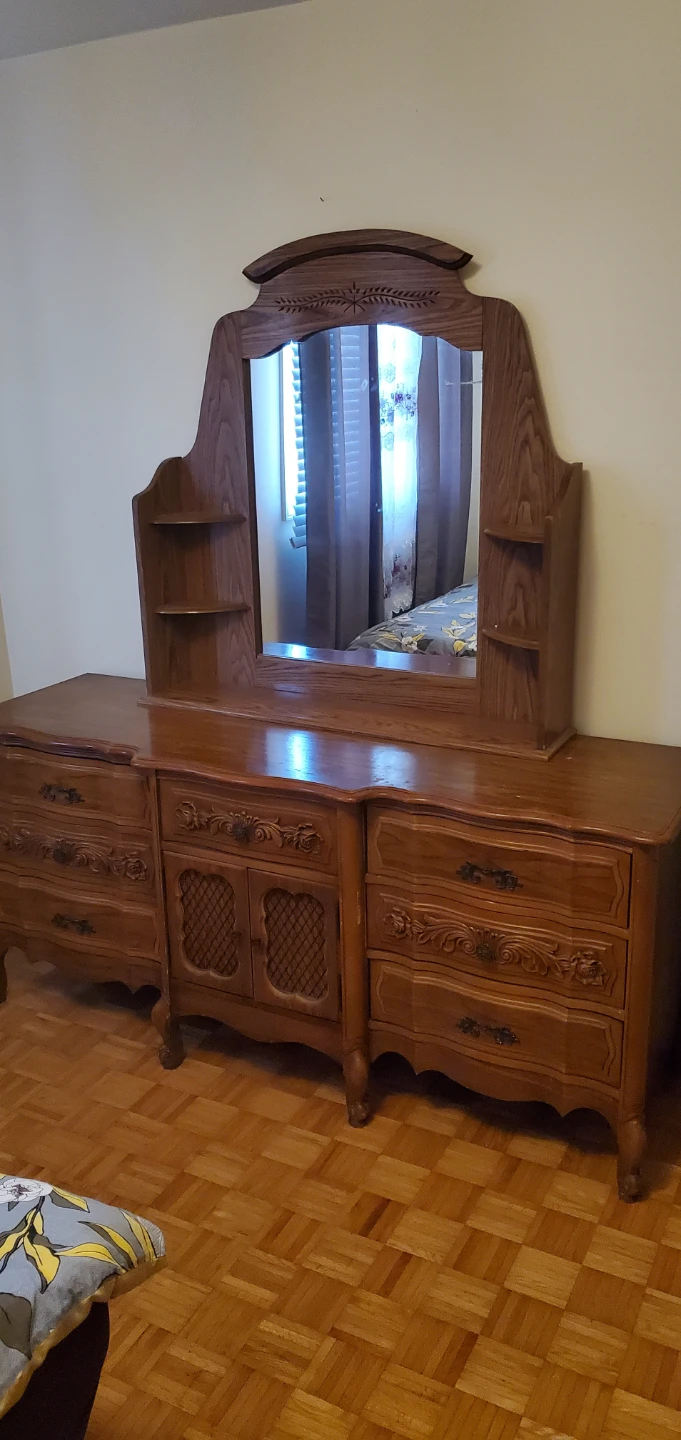 Vintage Wooden Bedroom Set