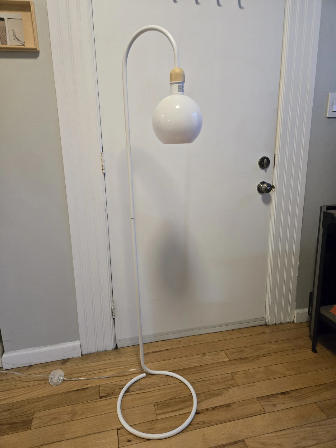 White Arc Floor Lamp with Frosted Globe Shade - photo 2