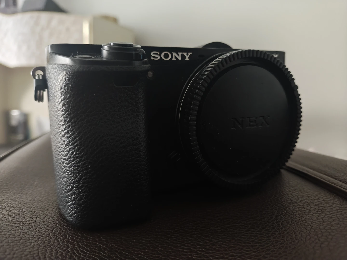 Sony a6000 (BODY ONLY + 2 batteries)