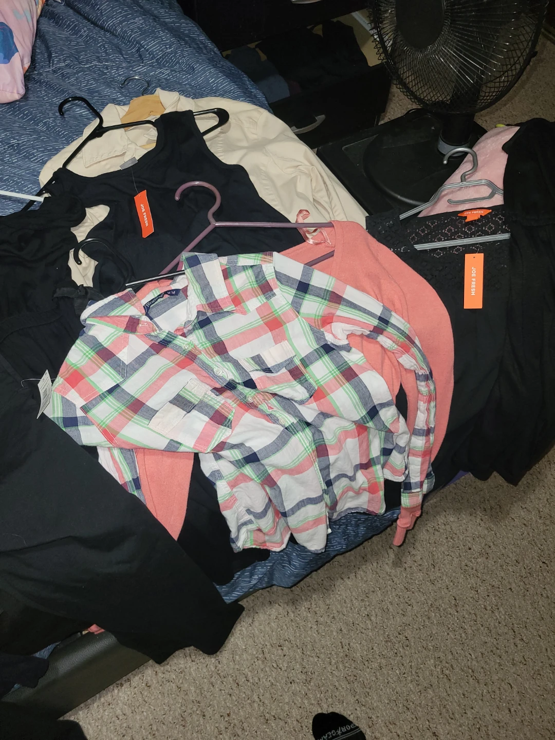 Bundle of Women's Clothing - photo 4