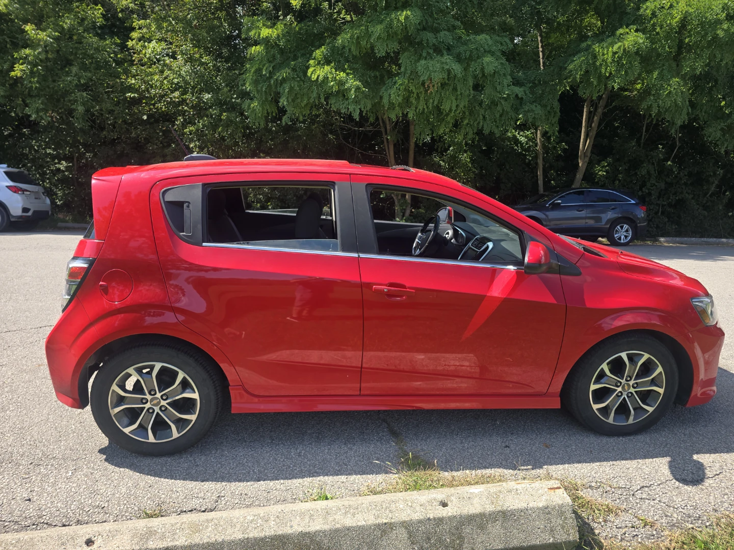 2017 Chevrolet Sonic Turbo RS Hatchback - photo 5