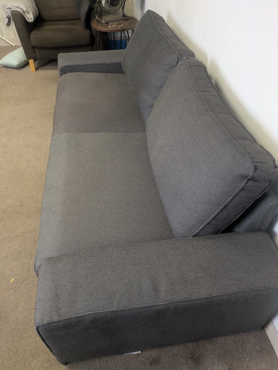 Couch - free delivery - photo 2