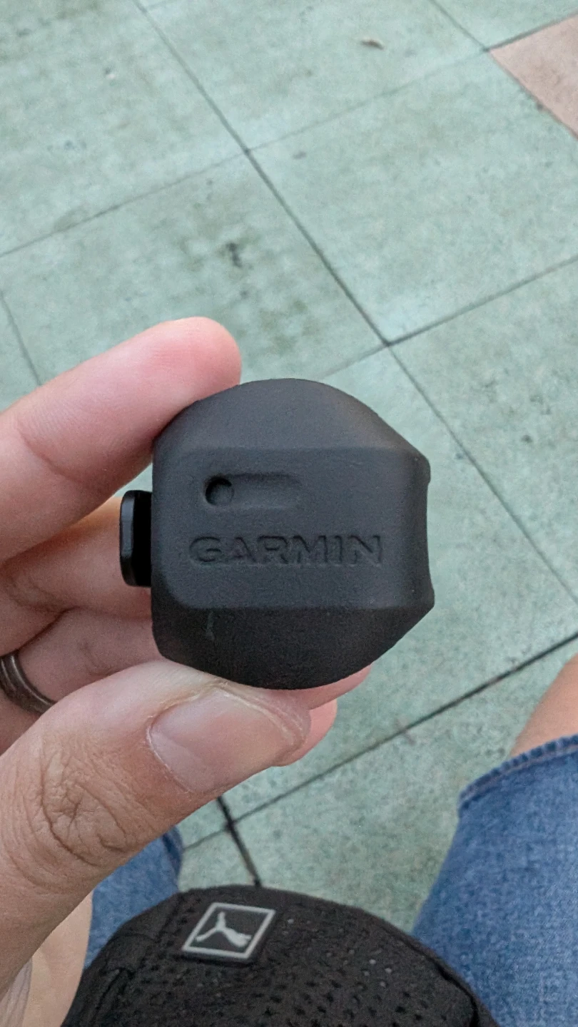 Garmin Speed Sensor 2 – Like New (Fresh Battery)