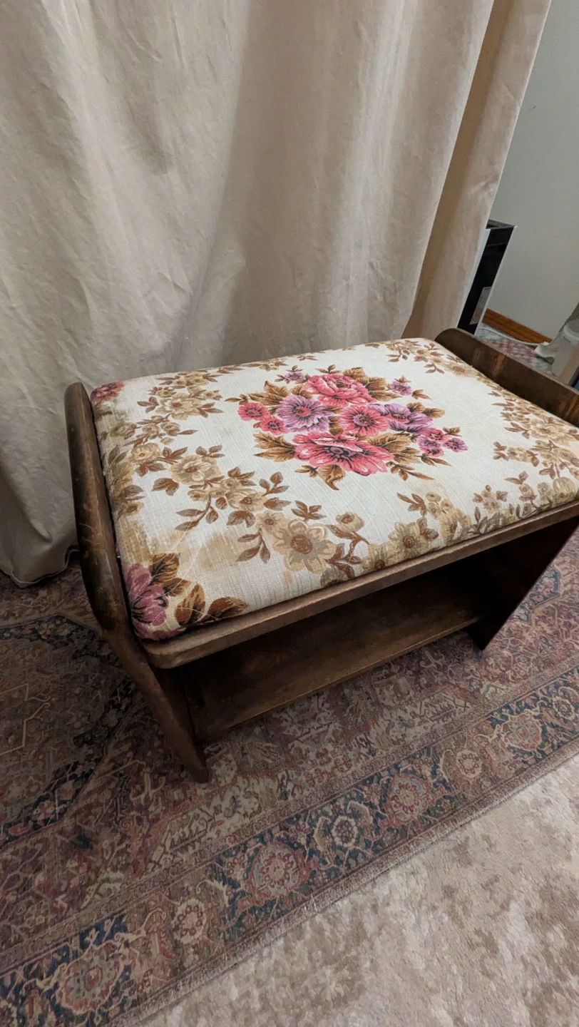 Vintage Vanity Desk with Round Mirror