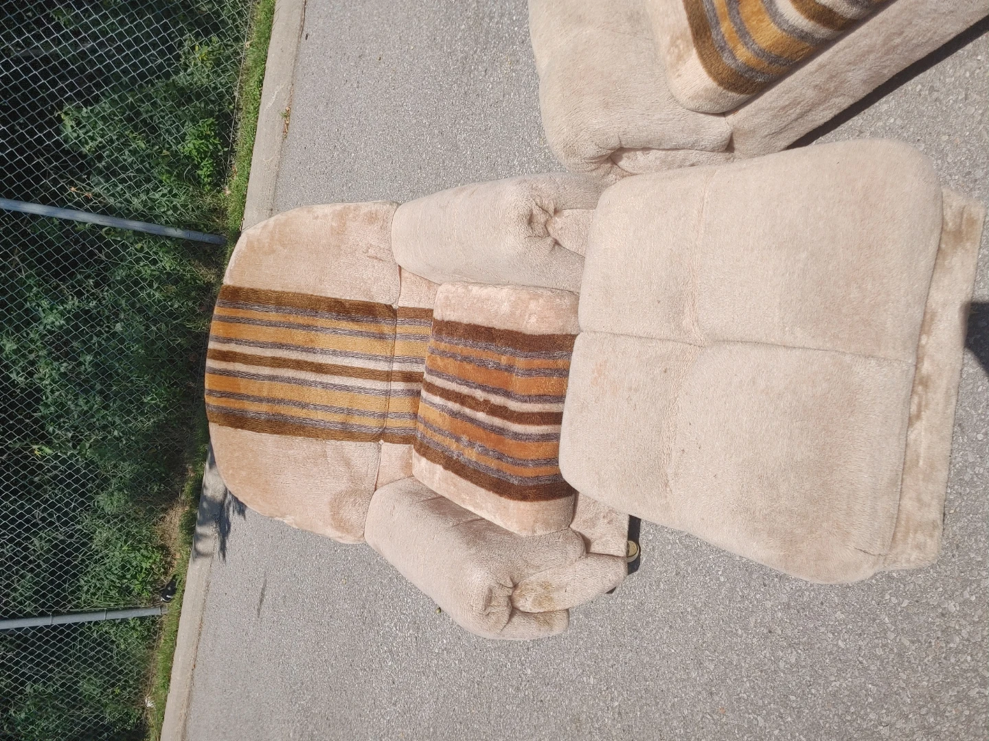 Vintage Plaid Armchair - photo 2