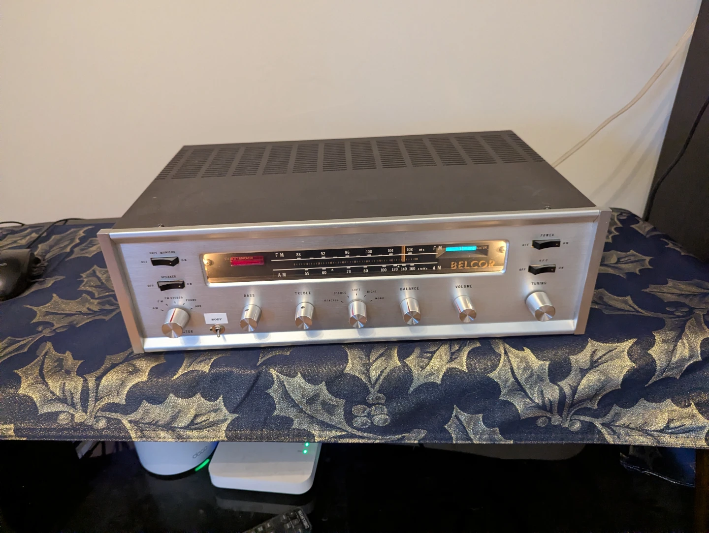 Belcor  Fax 200 stereo receiver