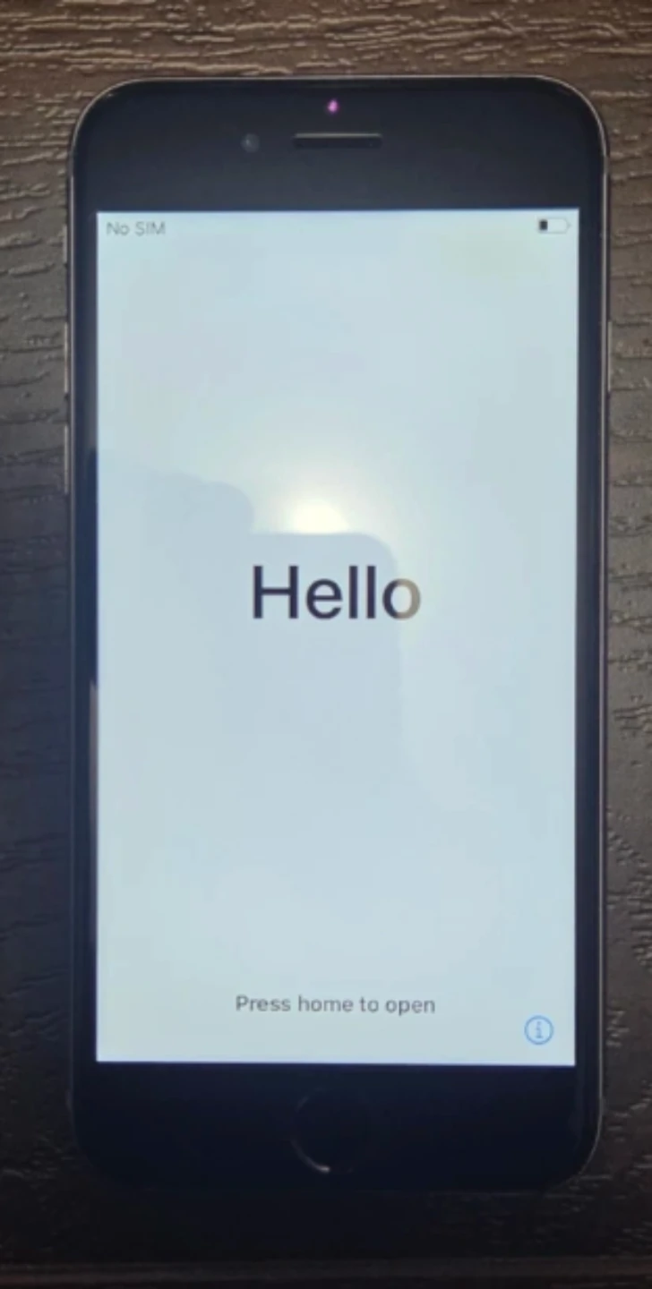 Apple iPhone 6s - photo 2