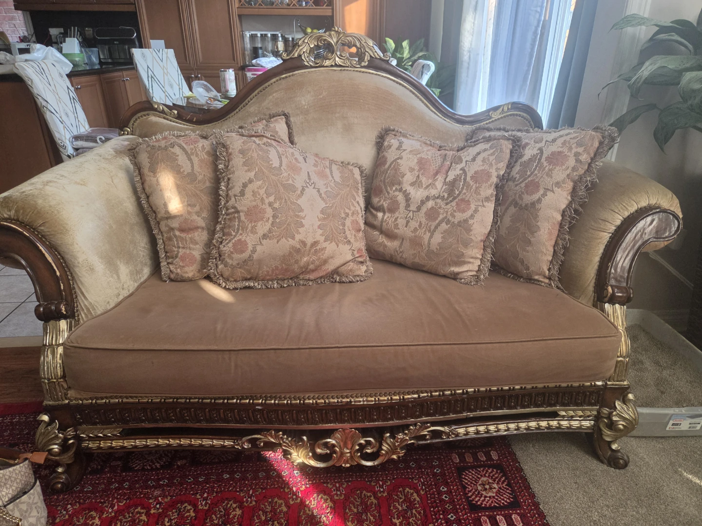 Victorian-Style 3-Piece Sofa Set – Must Go Tomorrow - photo 2