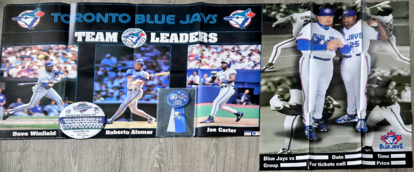 Vintage 90's Blue Jays Lot, Posters & World Series Buttons