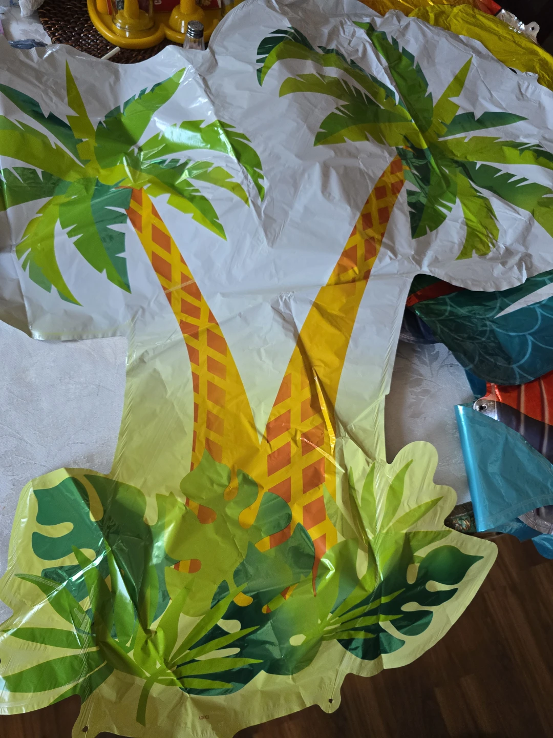 Ocean Themed Party Balloon and Backdrop Set - photo 2