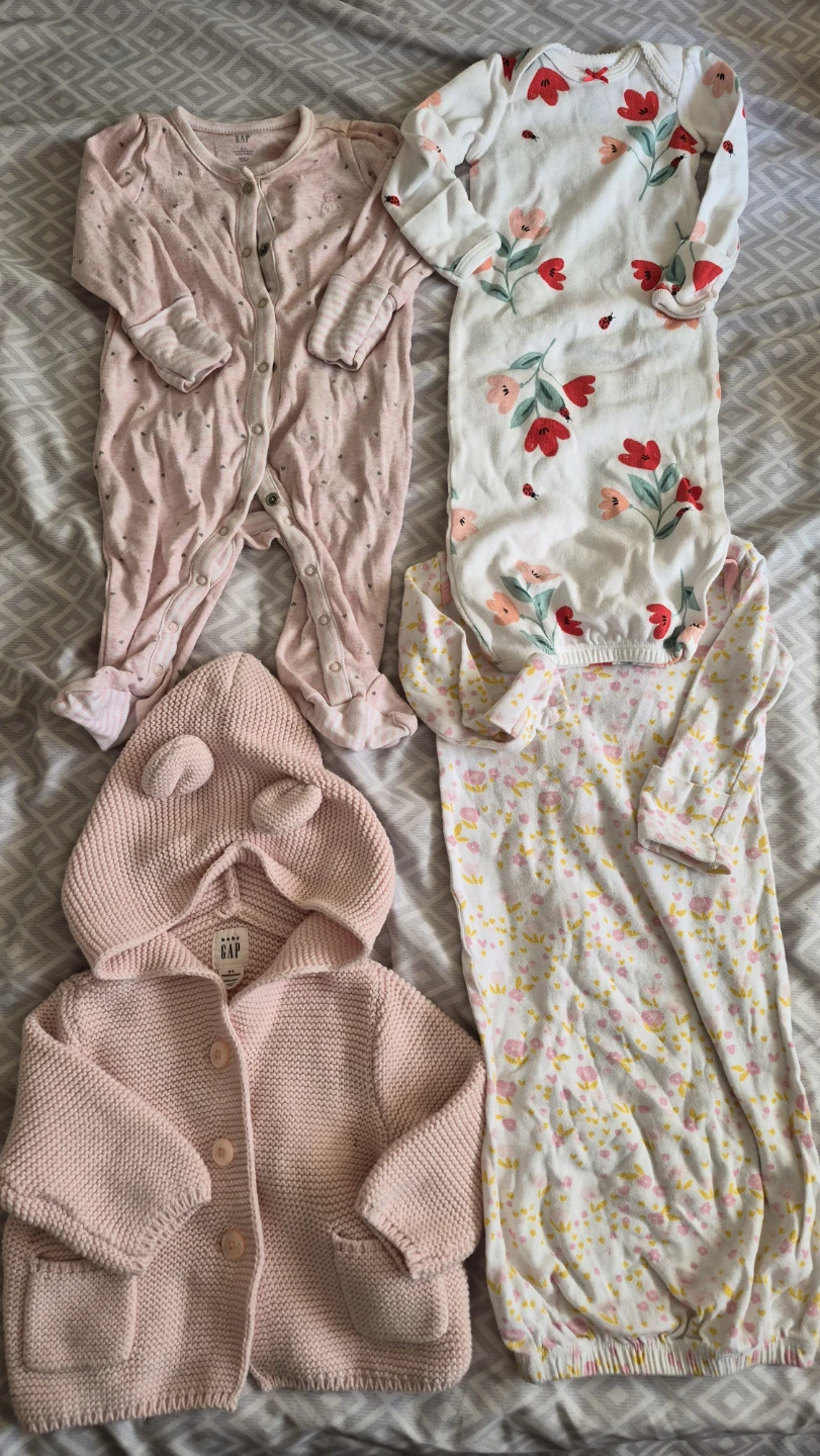 Baby Girl Clothes Bundle (Size Newborn/6 Months) - photo 5