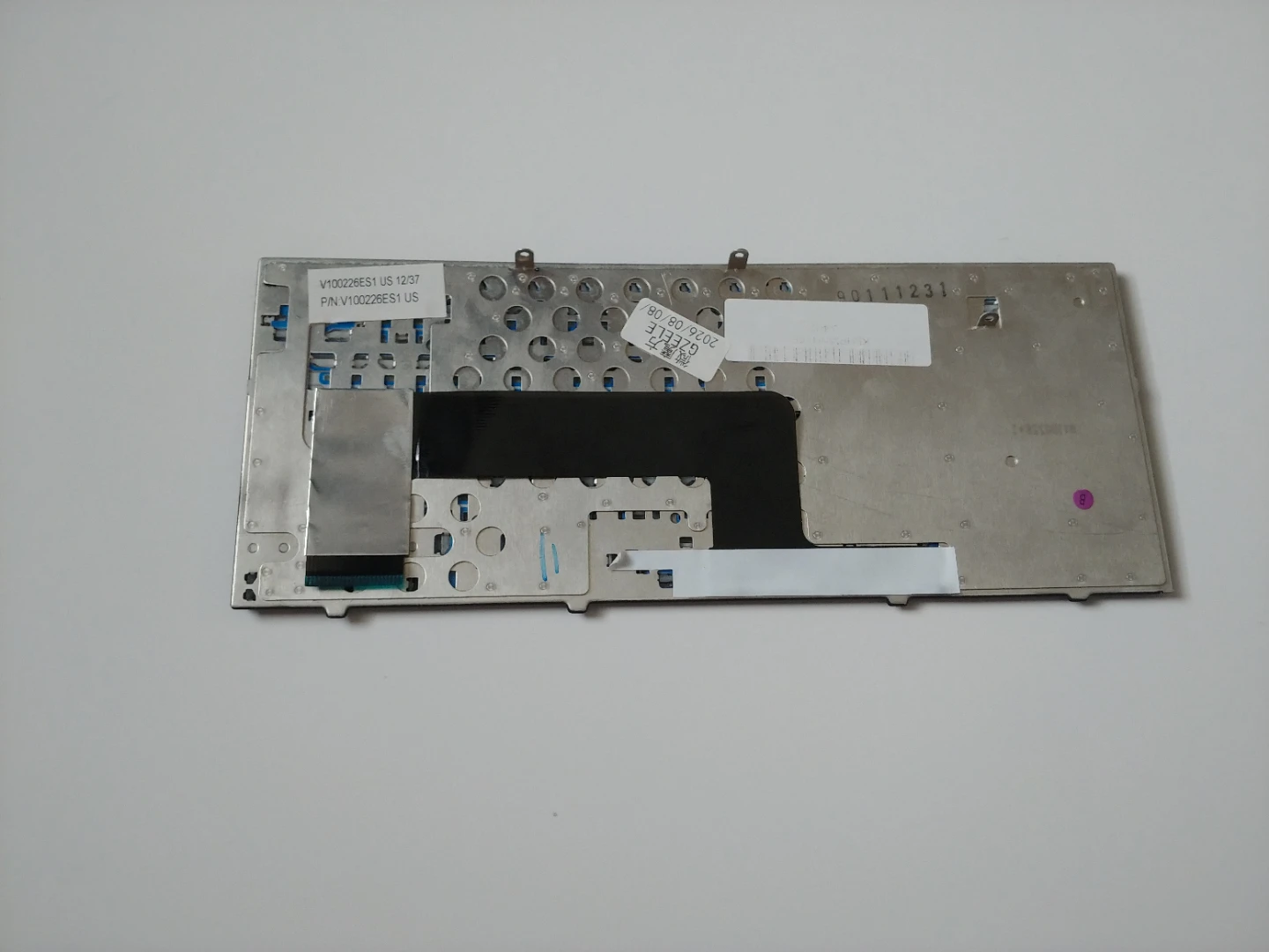 HP Mini 1011 keyboard replacement - photo 2