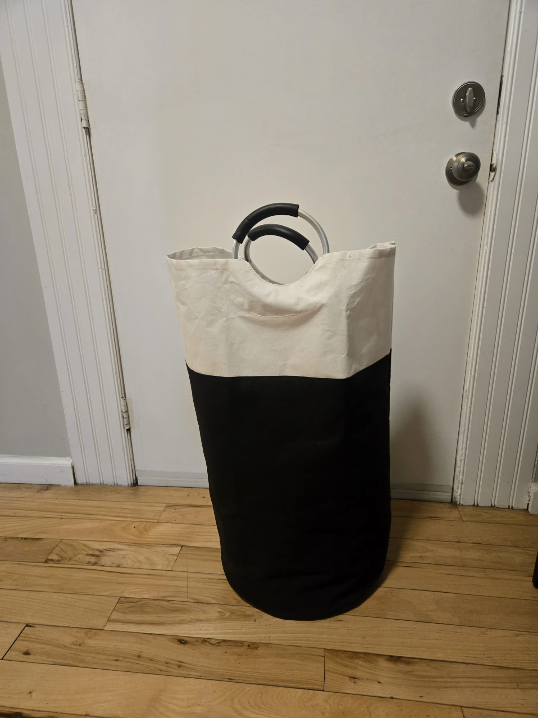 Collapsible Laundry Hamper with Handles