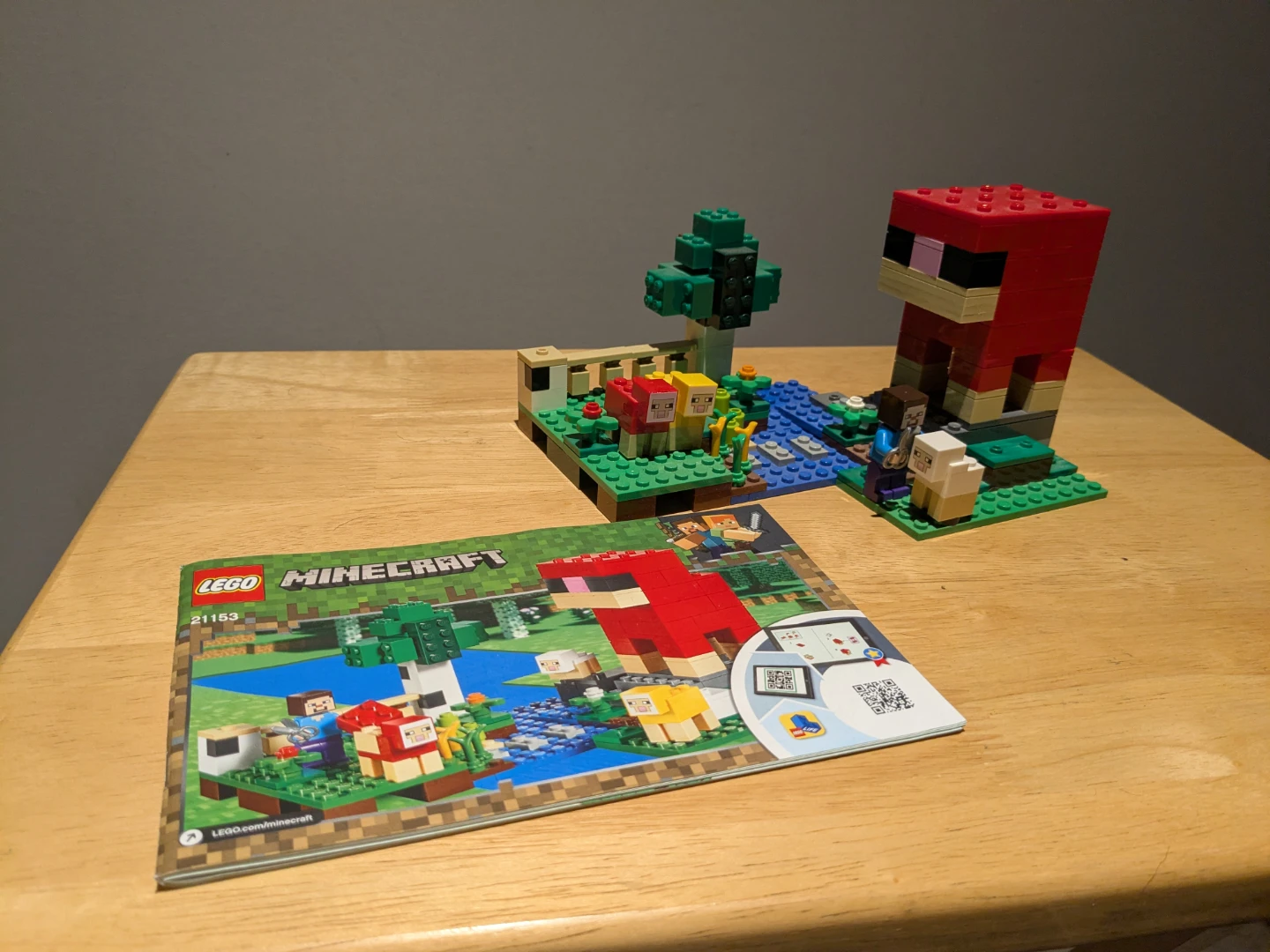 LEGO Minecraft The Chicken Coop 21140 Building Kit - photo 2