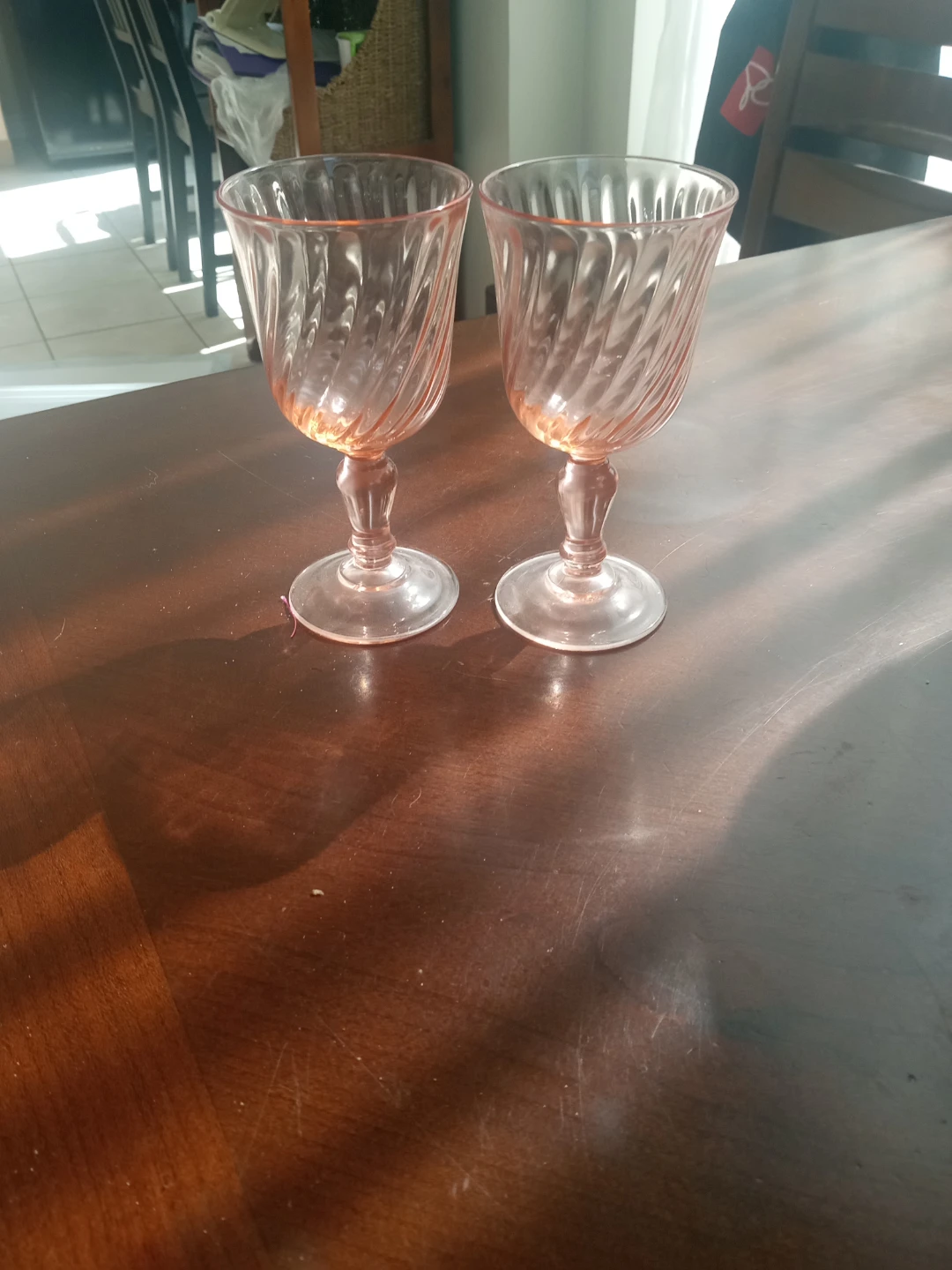 Pink Swirl Pattern Wine Glasses - Set of 2 - photo 2