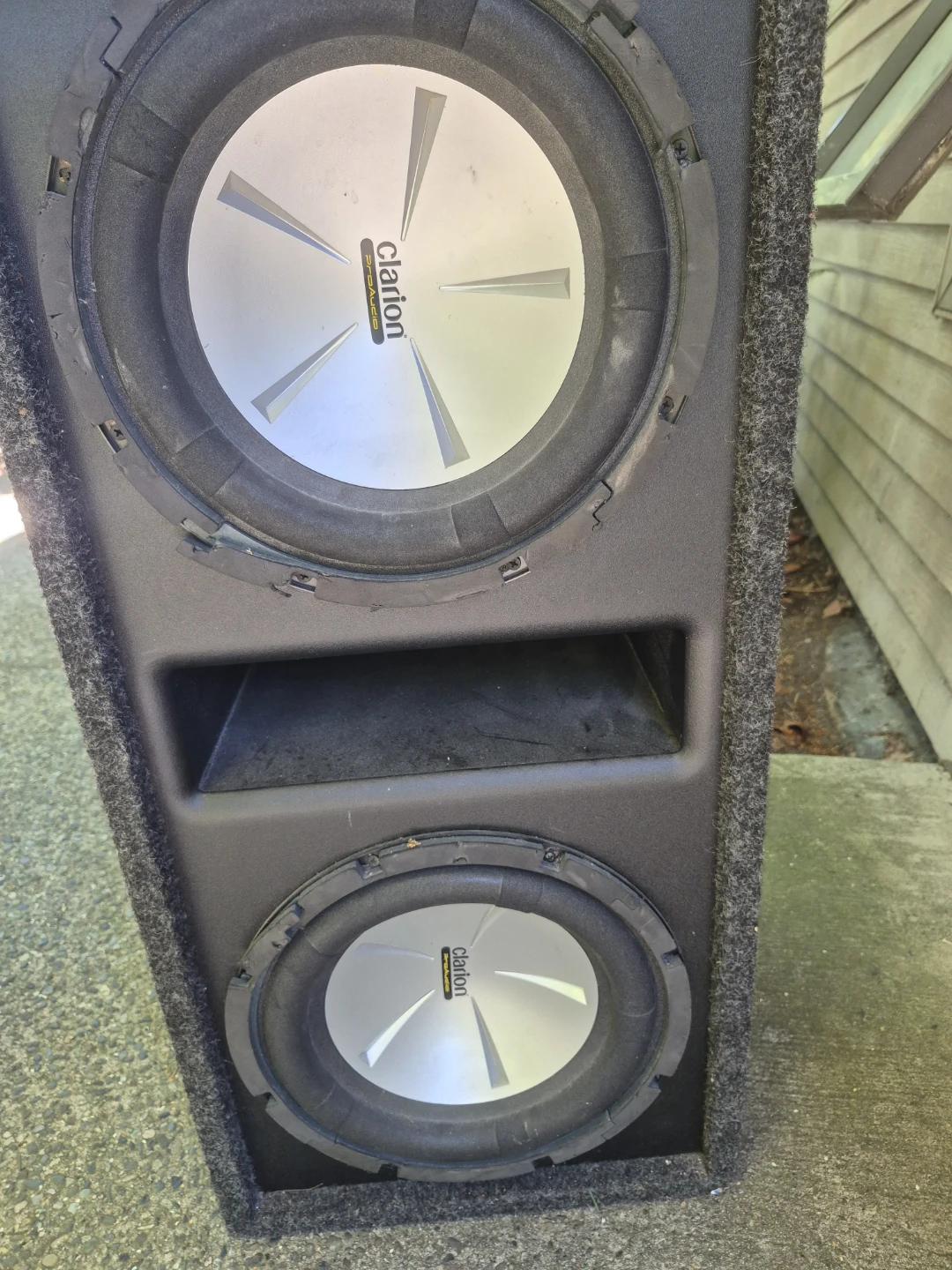 Clarion Dual Subwoofer Enclosure