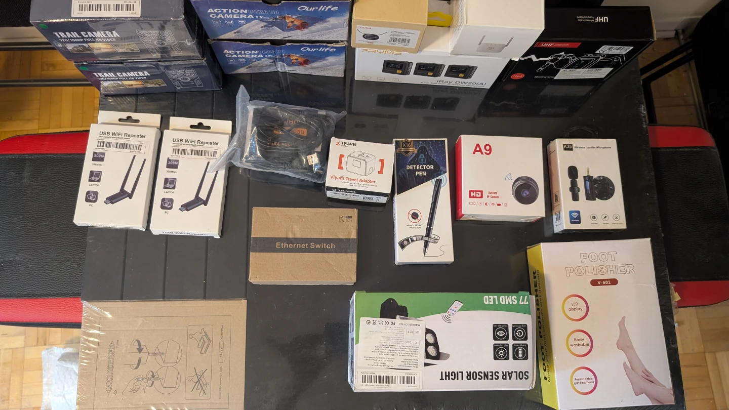 Lot of Assorted BNIB  electronic items.