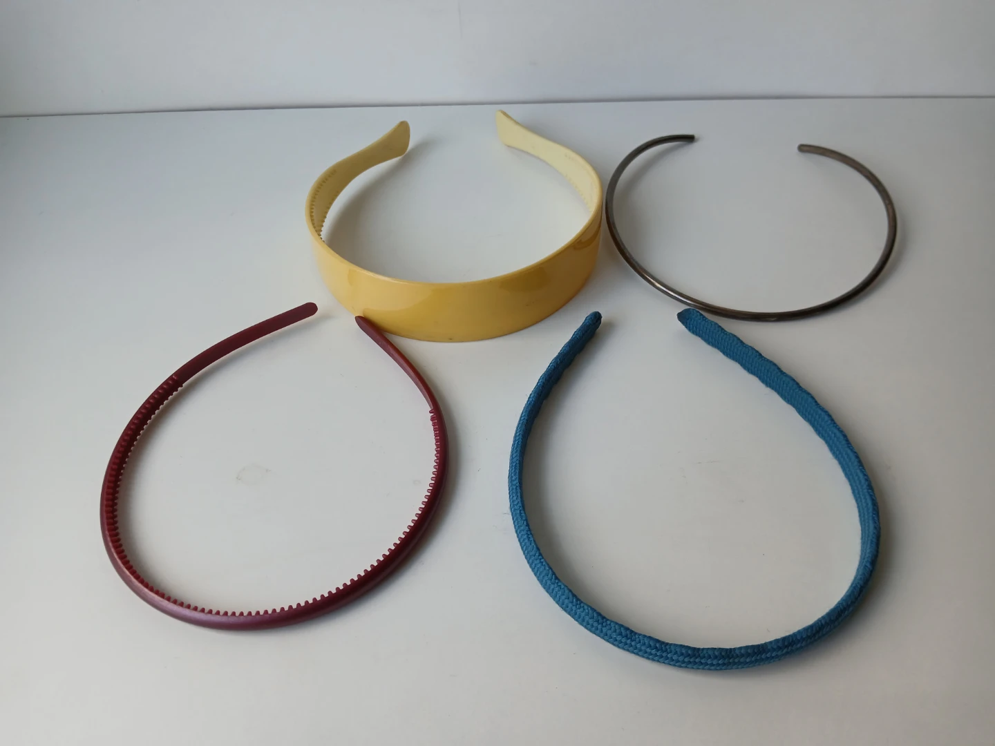 8 Assorted Headbands. ALL for $8. - photo 2