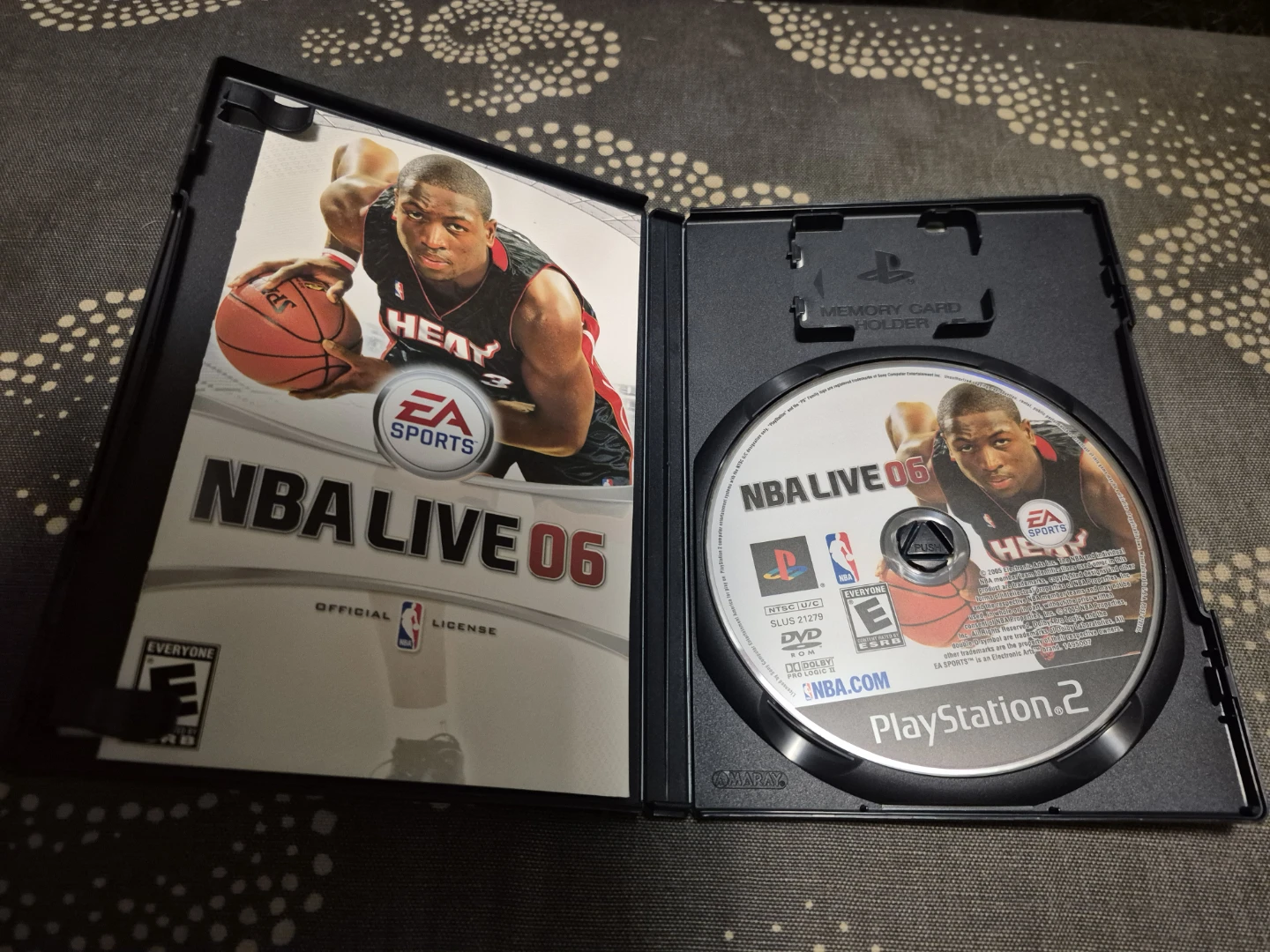 PlayStation 2 NBA Live 06 Video Game - photo 2