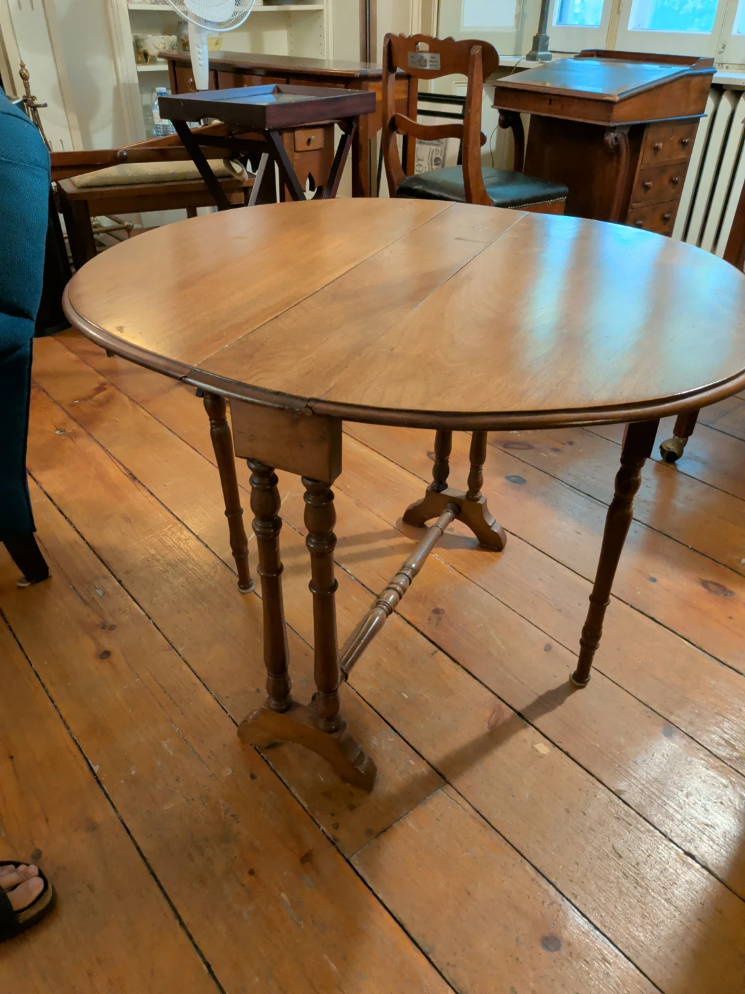 Drop Leaf Gateleg Table - photo 3