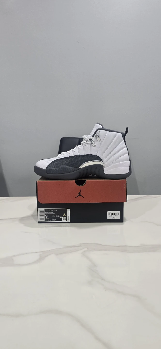 Air Jordan 12 White Dark Gray size 9 - photo 3