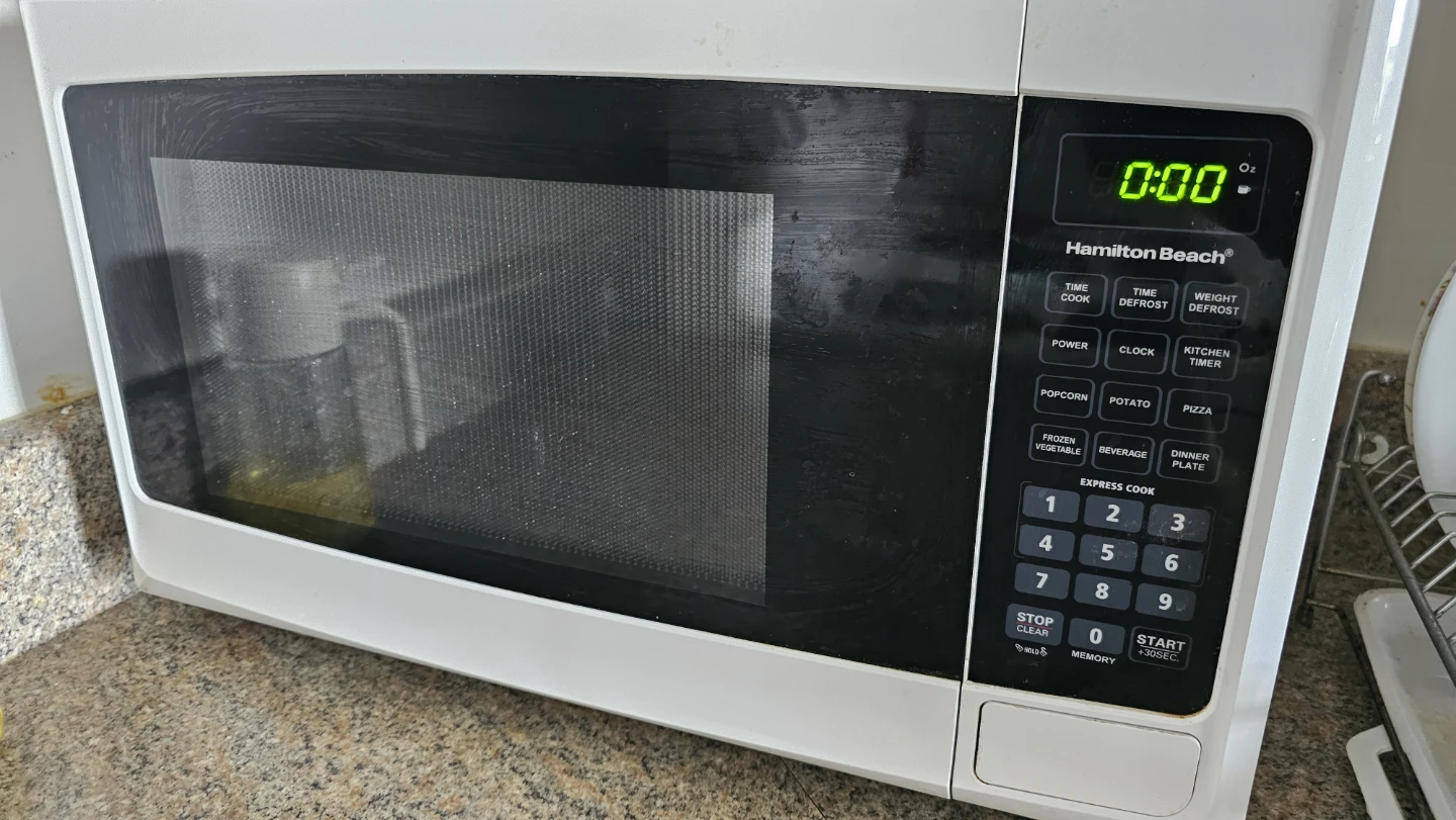 Hamilton Beach Microwave 1.1 cu.ft.