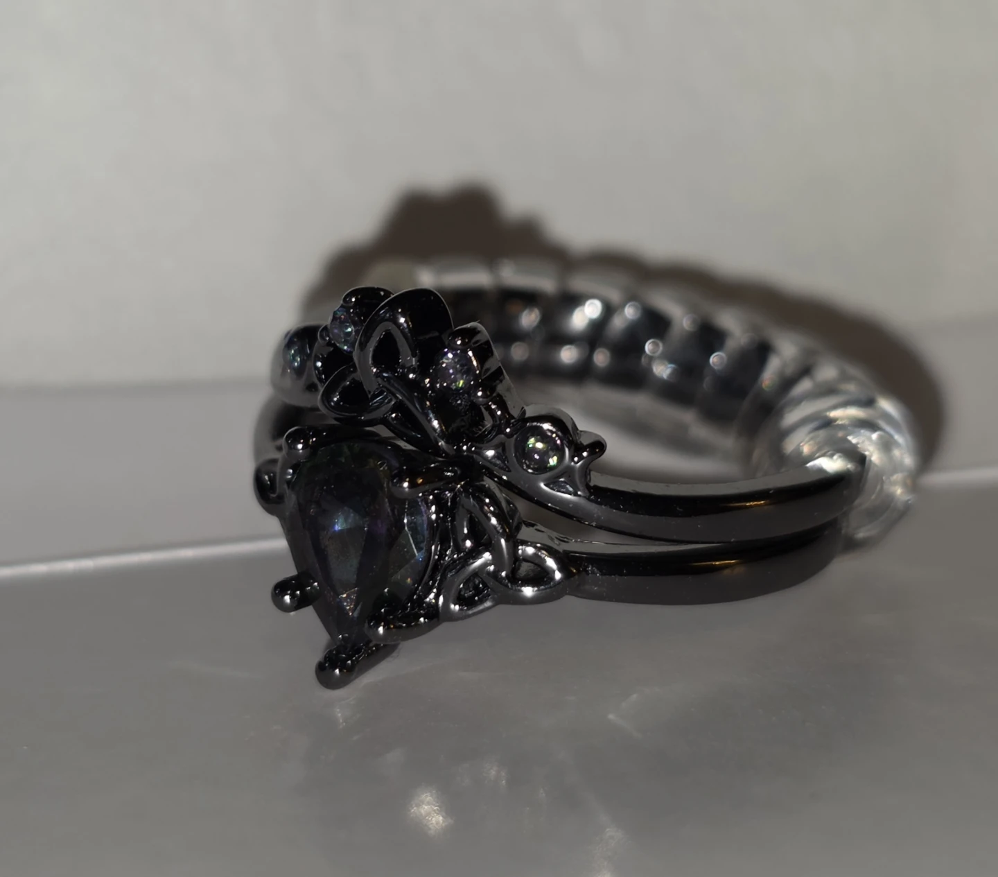 Dark Purple Pear Cut Faux Gem Ring Set with Celtic Trinity Knot - photo 3