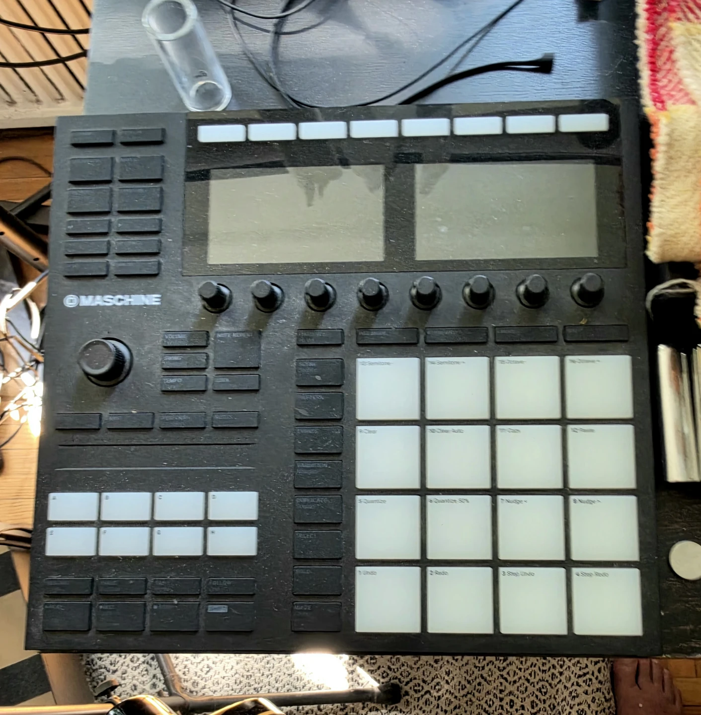 Native Instruments Maschine Studio