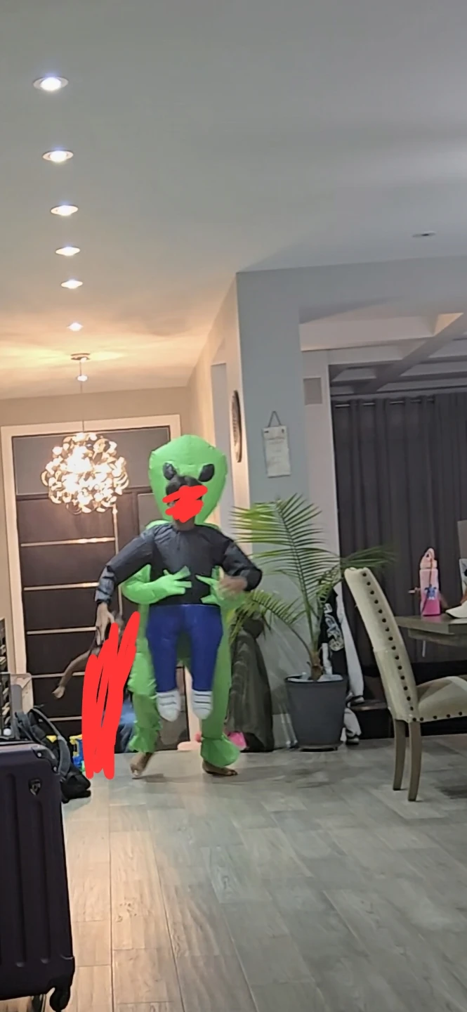 Green Alien Inflatable Costume - photo 2