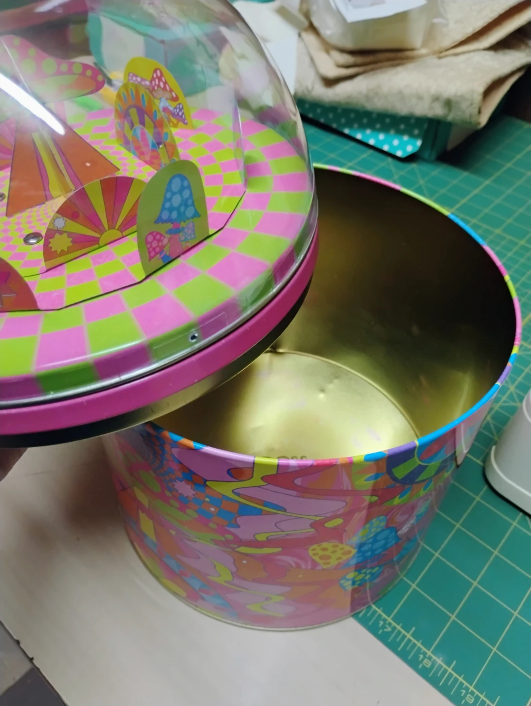 Lush Snow Fairy's Magical Wonderland Gift Tin - photo 3